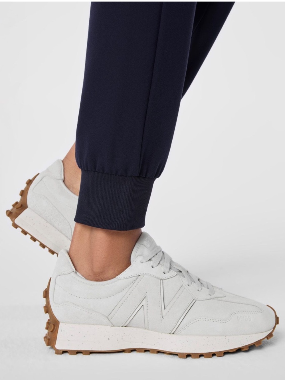 FIGS | New Balance 327 - Light Grey